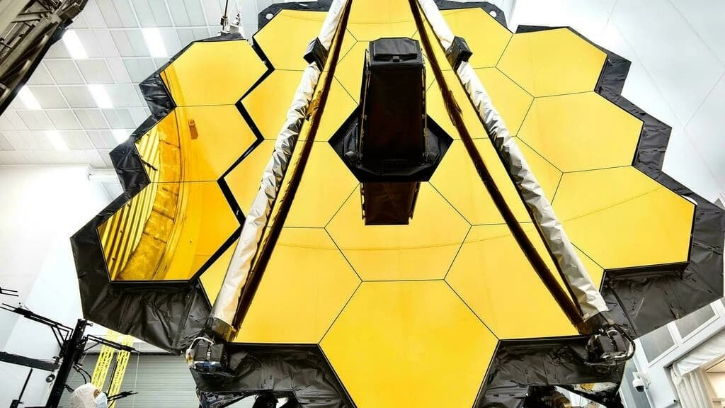 ジェームス・ウェッブ望遠鏡、打ち上げから2週間で完全な展開に成功