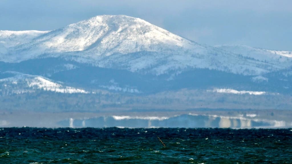 ロシアは東京のクリル諸島での日本との和平交渉を放棄する「抗議」